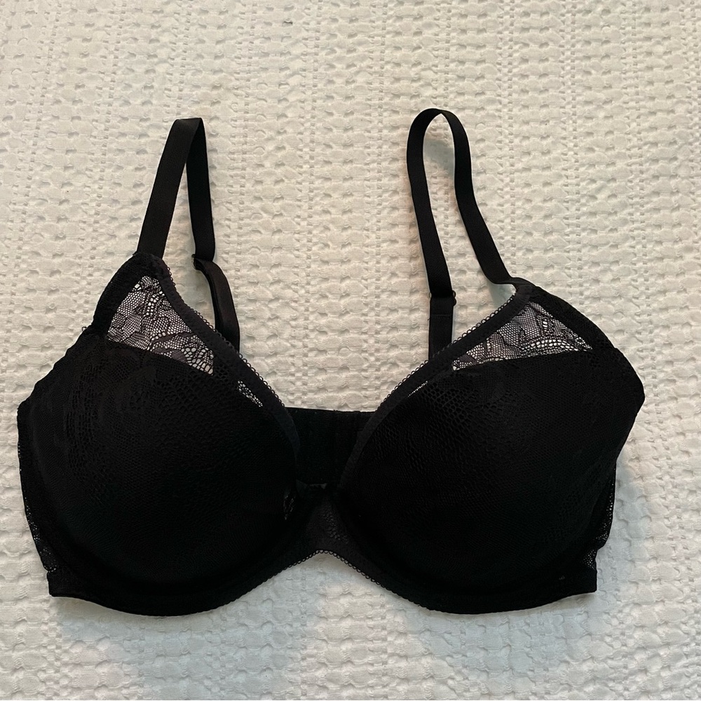 Elegant Black Lace Bra Natori 34D
